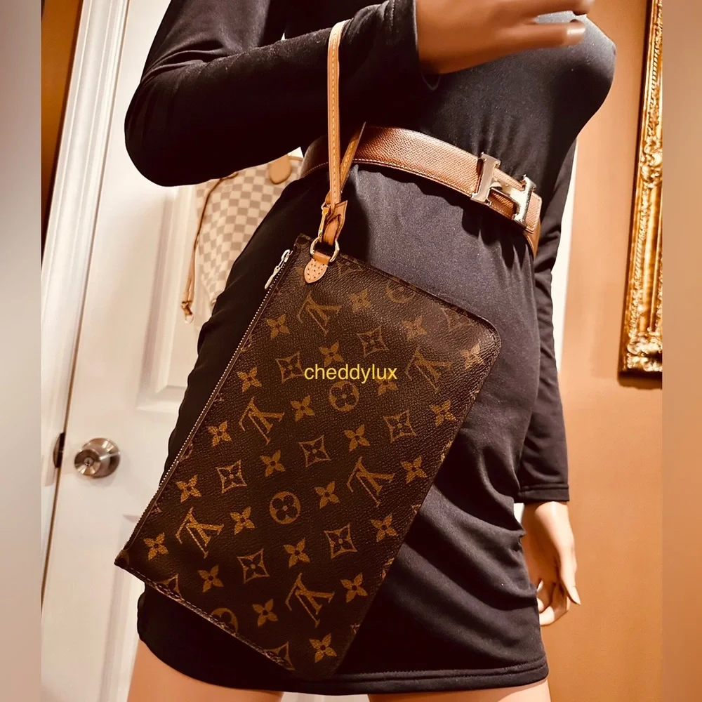 🥰🥰🥰Authentic Louis Vuitton Neverfull Pochette Wristlet - Picture 1 of 9